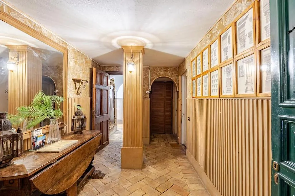 Villa Unique Riad In Trastevere Rome