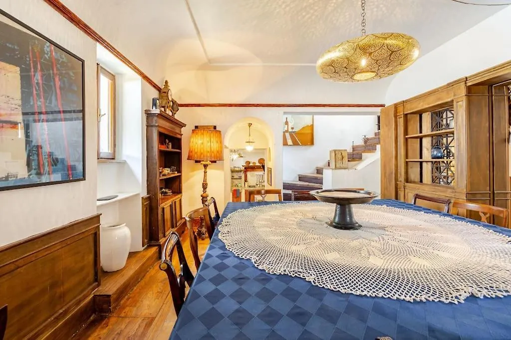 Riad Riari Rome 0*,  Italy